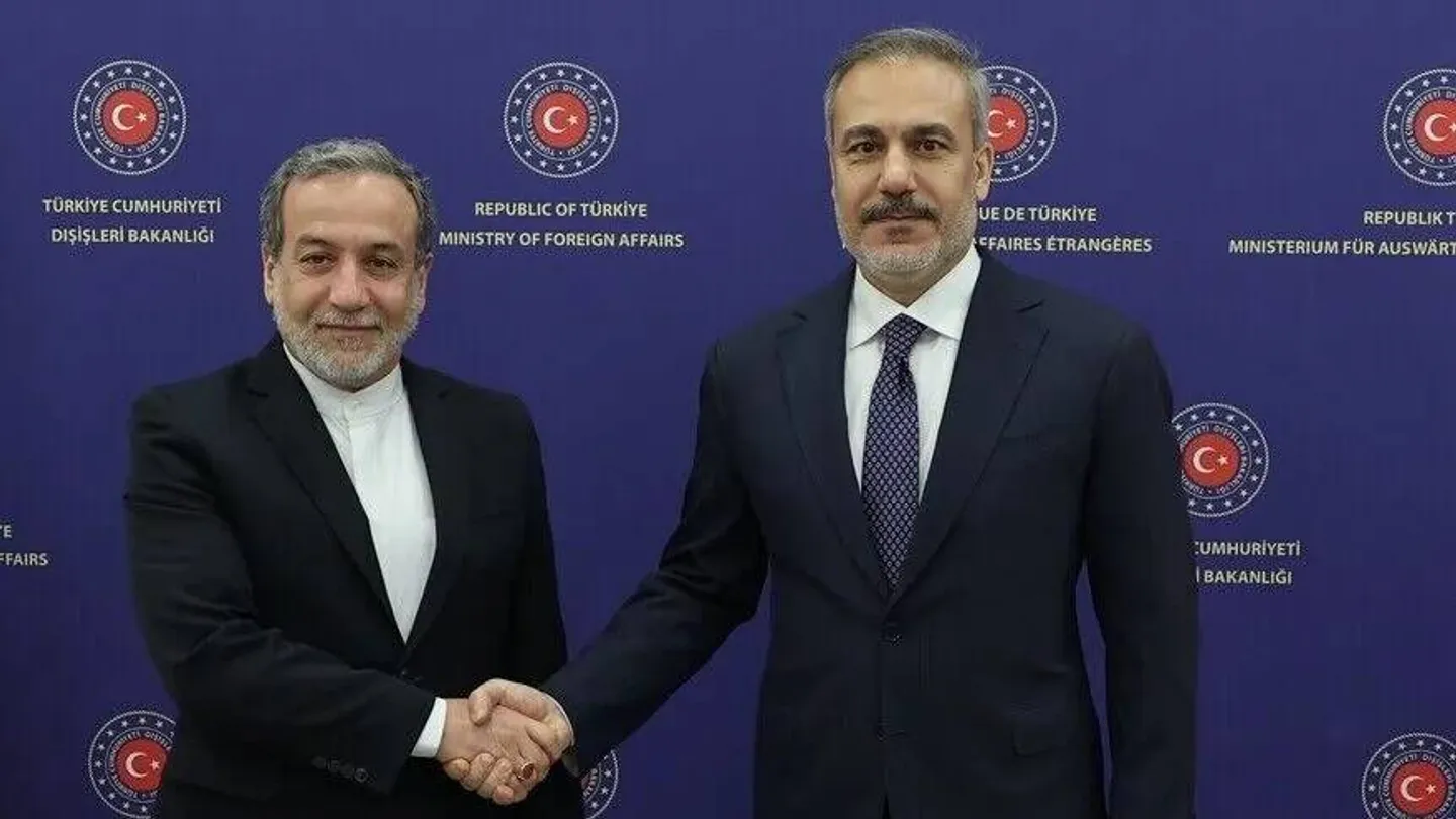 فيدان وعراقجي يبحثان تطورات المنطقة ووقف إطلاق النار