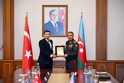 Azerbajxhani dhe kompania turke "Baykar" shqyrtojnë zgjerimin e bashkëprodhimit në mbrojtje