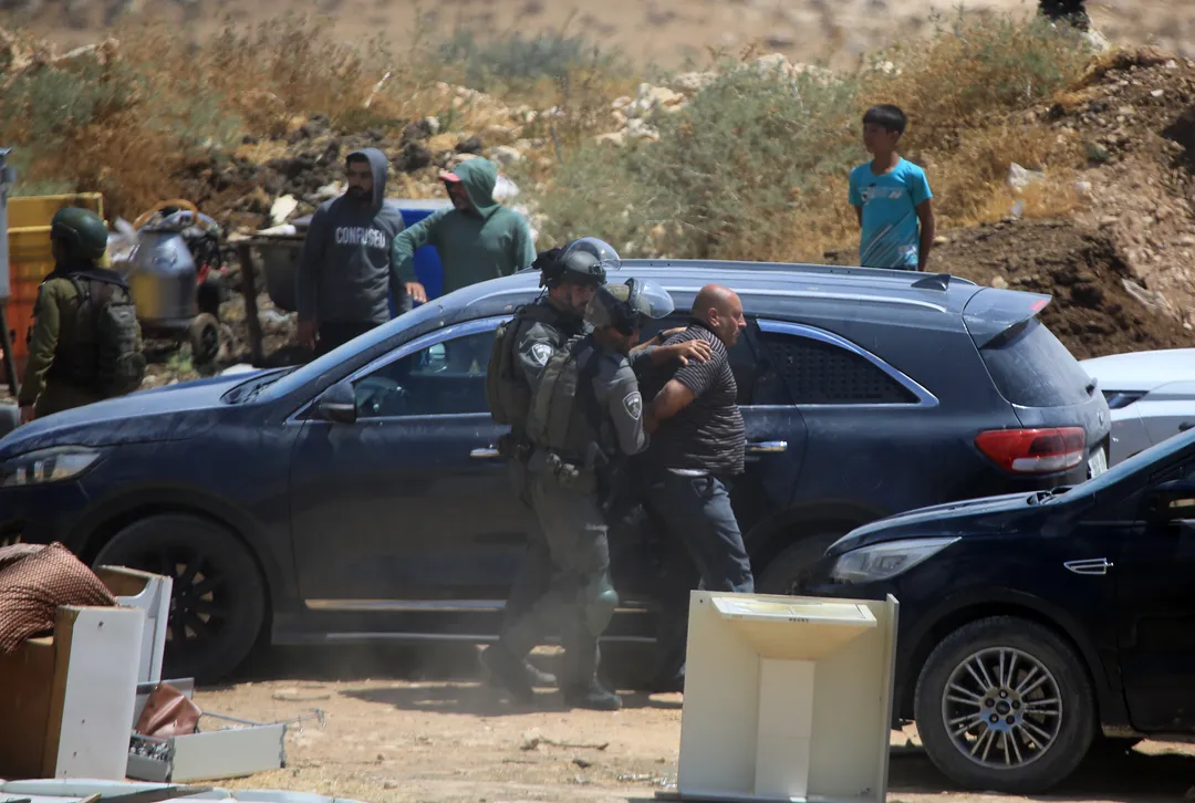 Illegal Israeli settlers wound Palestinians, army detains ambulance crews in occupied West Bank
