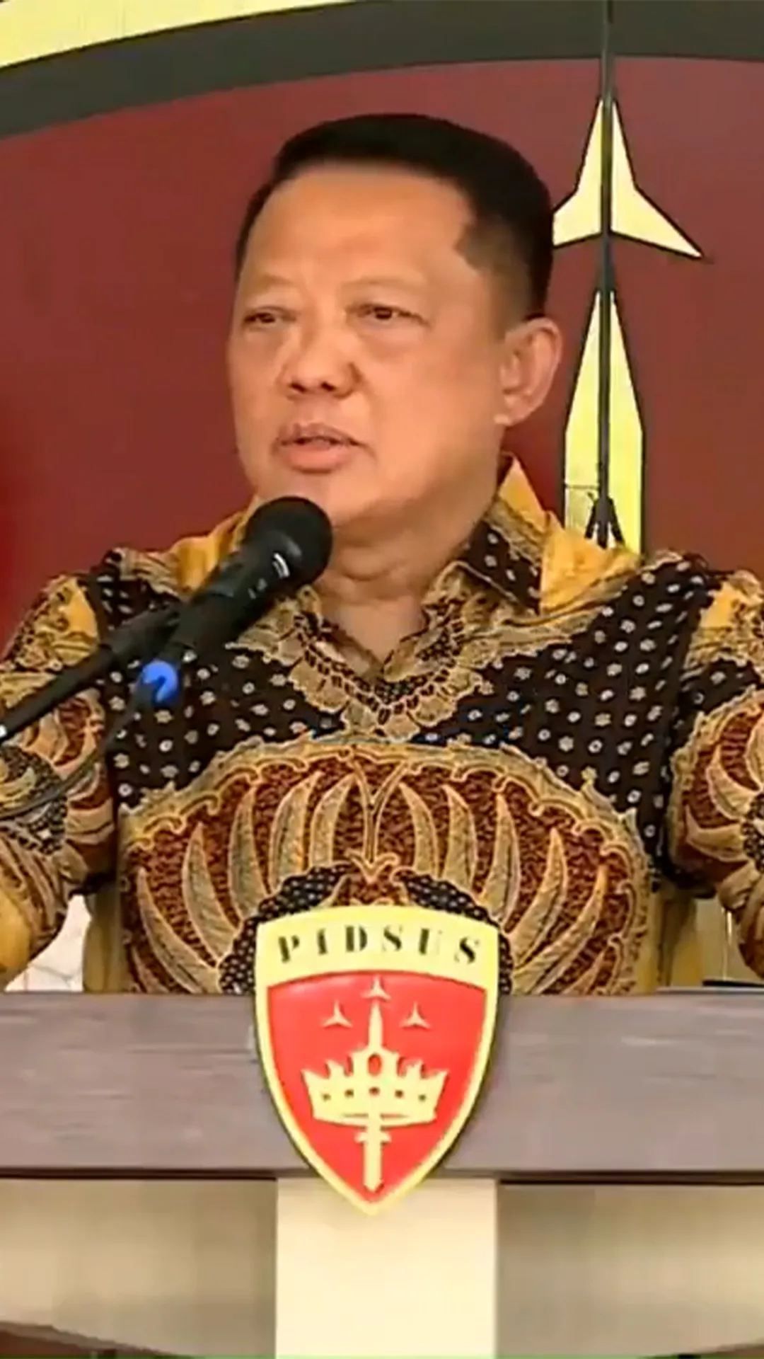 Jampidsus bantah miliki kaitan dengan Kafe de'Clan, tetap fokus tangani korupsi