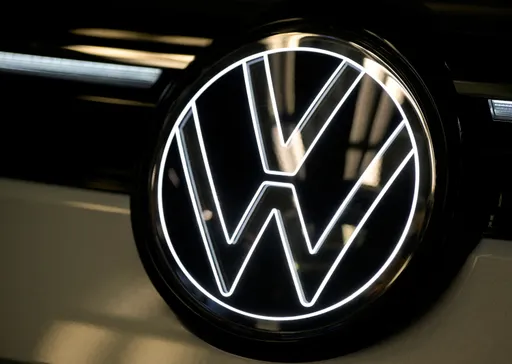 Qatari investors block Volkswagen's planned defence deal with Israel