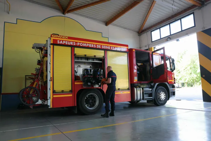French teenager charged over fire that killed two firefighters