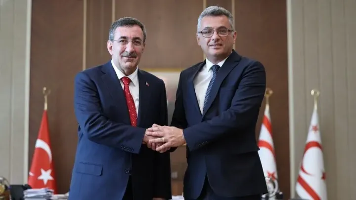 Zëvendëspresidenti turk dhe presidenti i RTQV-së diskutojnë projektet ekonomike