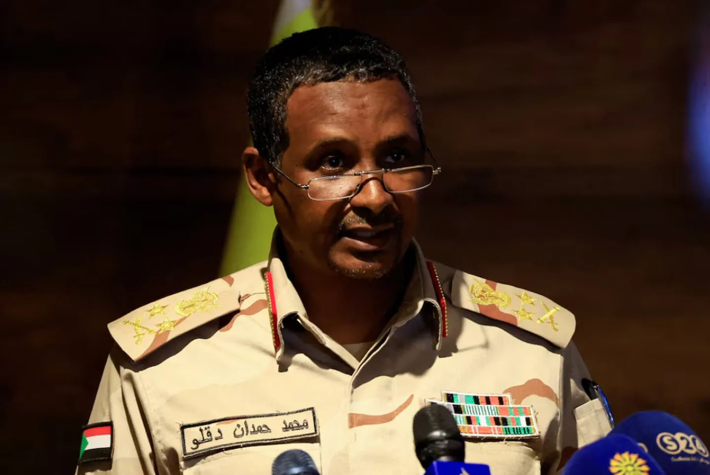 Kotun Sudan ta yanke wa shugaban RSF Hemedti hukuncin kisa kan kashe tsohon gwamnan Darfur ta Yamma