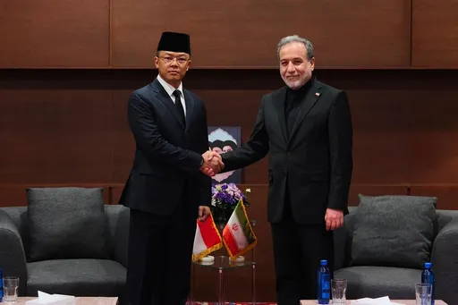 Menlu Indonesia-Iran perkuat kemitraan, dorong penyelesaian konflik lewat diplomasi