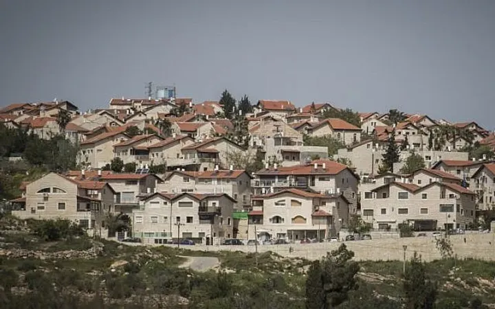 הכיבוש הישראלי משדרג את מעמד ההתנחלות הבלתי חוקית גבעת זאב ל"עיר"