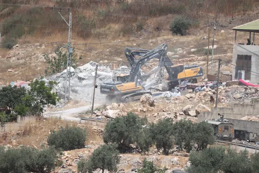 Israel signs $2.3B deal to expand illegal settlements in occupied West Bank with 12,000 new homes