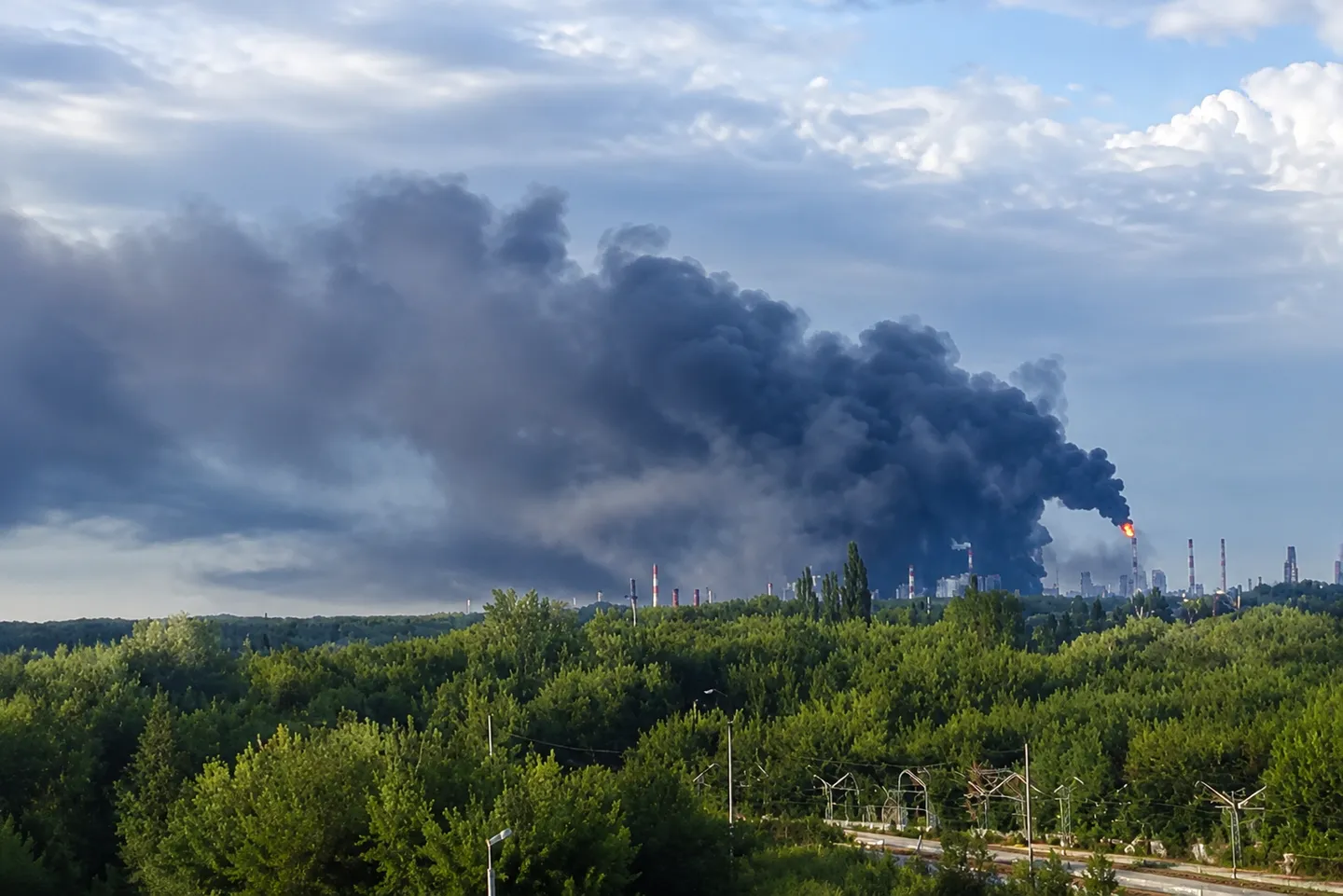 В Башкортостане и Краснодарском крае сообщили об атаках БПЛА