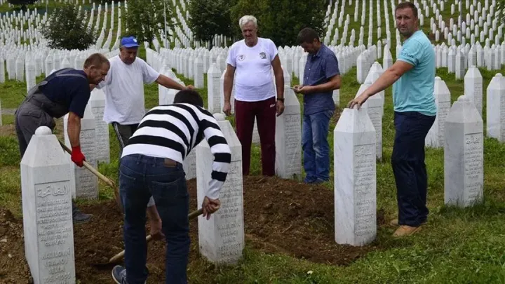 Počeo proces reekshumacija u Potočarima, trajat će do 17. jula