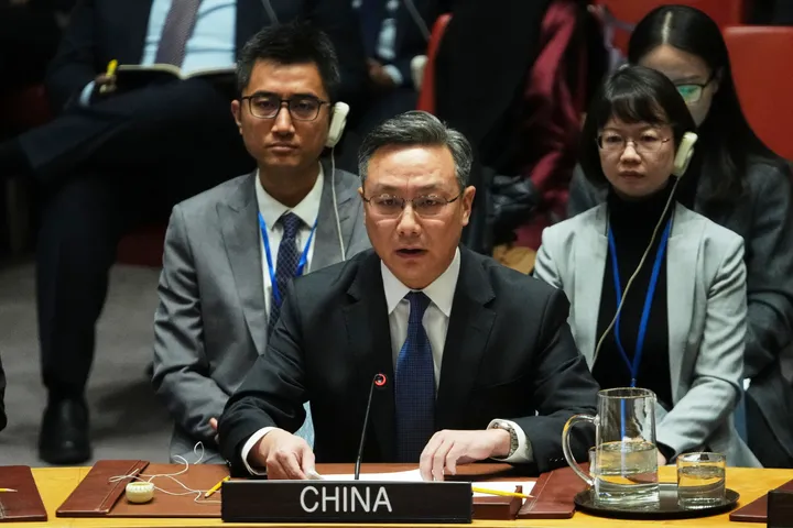 US pushing Mideast to 'dangerous precipice' with Iran war: China