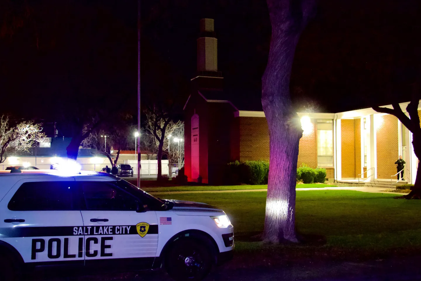 Man charged after stabbing Muslim worker in Utah hate attack