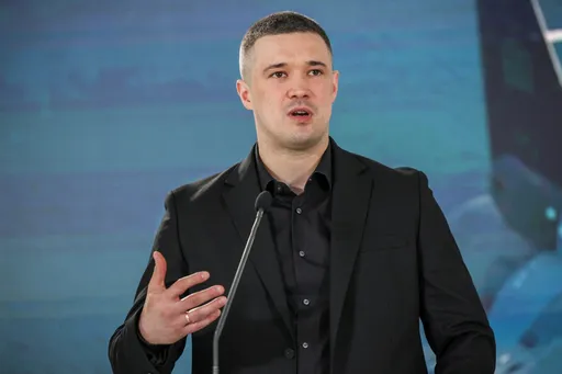 Министр обороны Украины объявил об отставке