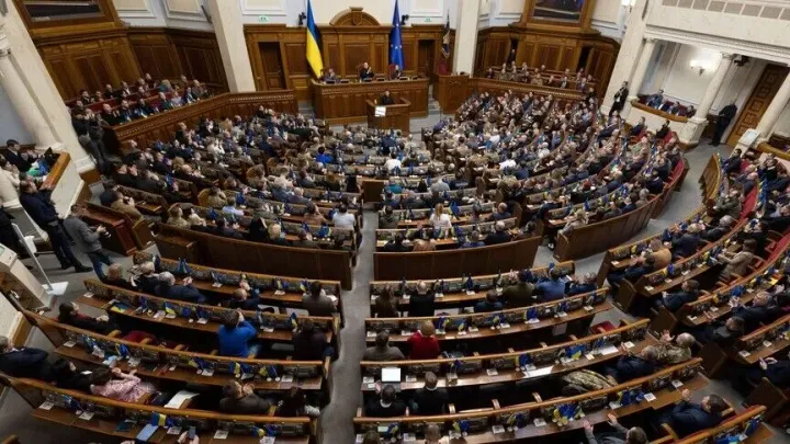 Parlamenti i Ukrainës miraton Serhii Koretskyi si kryeministër të ri