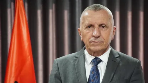 Deputeti i vetëm shqiptar në Parlamentin e Serbisë me iniciativë për shkarkimin e ministres Paunoviq