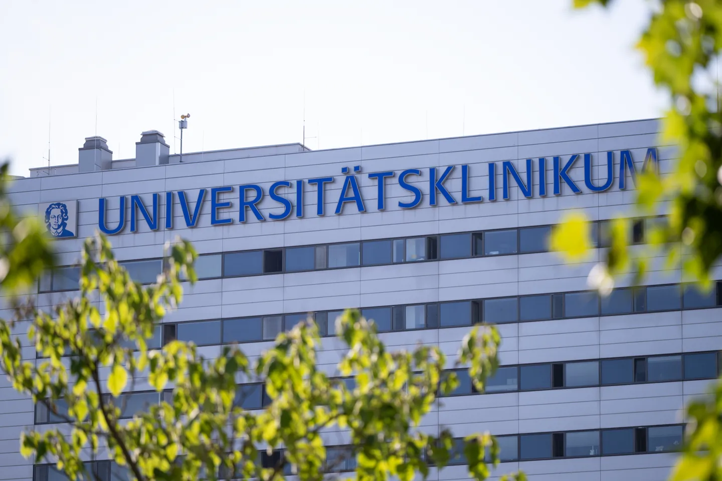 Symptome von Ebola-Patient in Frankfurt bessern sich