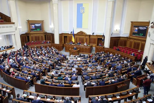 Ukrainisches Parlament bestätigt neue Regierung
