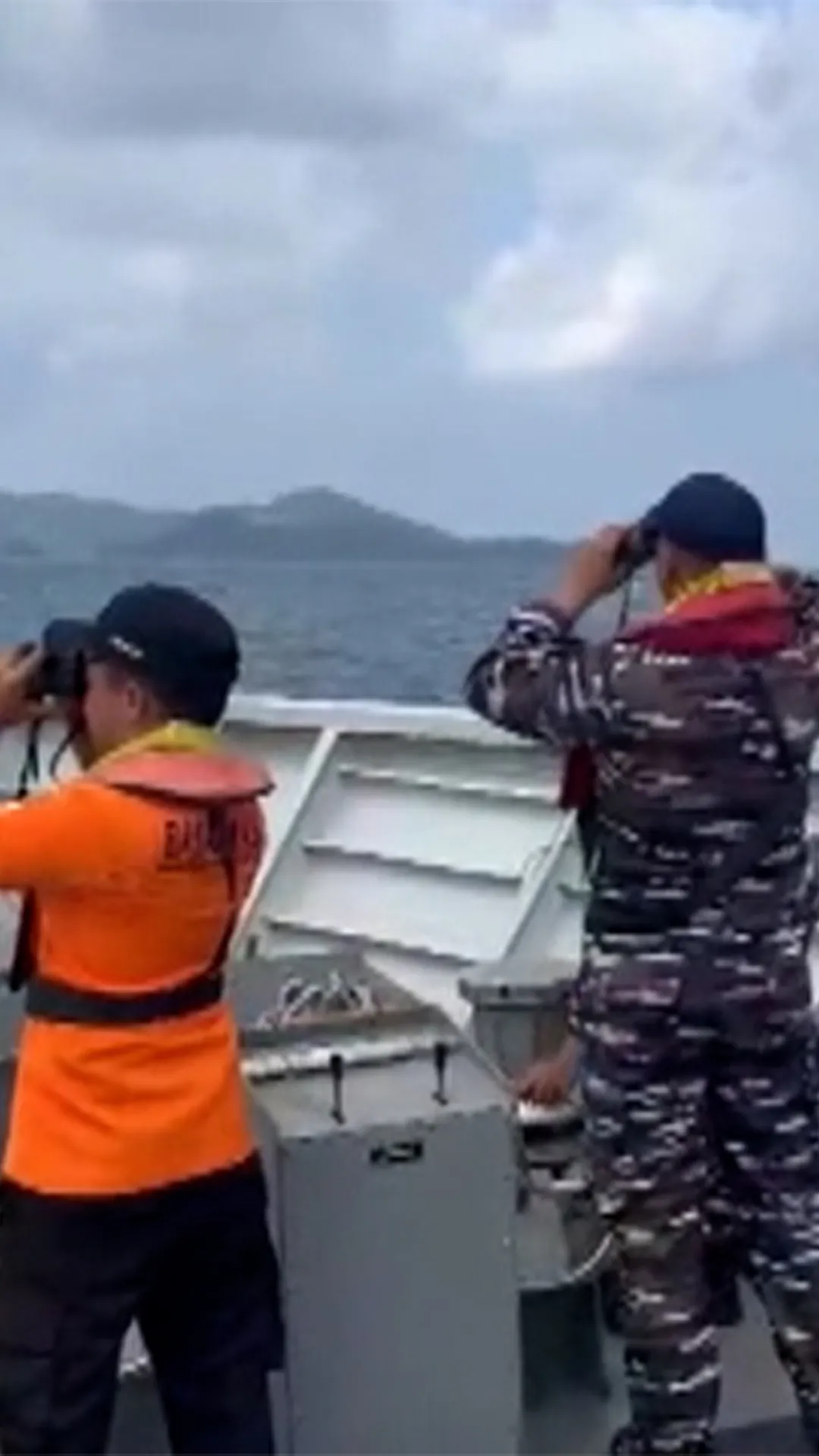 Tim SAR masih mencari 23 penumpang KM Nurul Salsa yang tenggelam di perairan Selayar