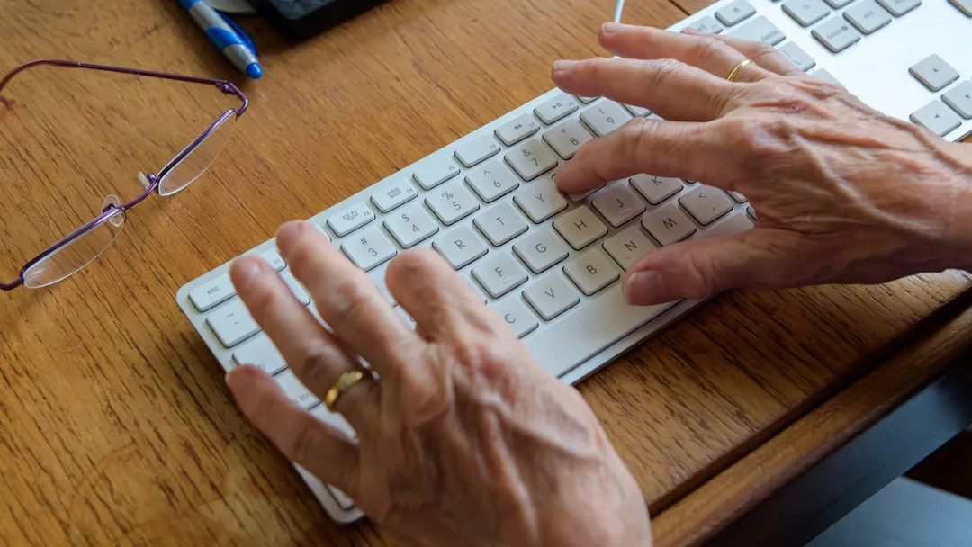 Gemeenten blijven privacygegevens van burgers openbaar maken