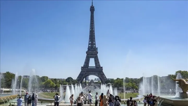Vdekjet nga vala e të nxehtit u rritën më shumë se dyfish në Paris dhe zonat përreth