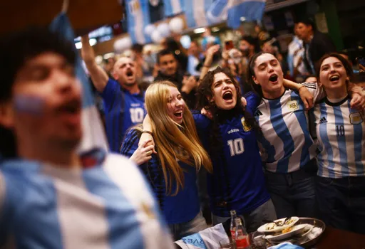 Lo que se siente ser argentino durante un Mundial: del amor al rechazo, sin perder la ilusión