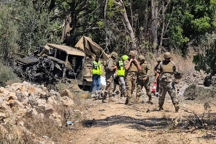 Israeli forces shell southern Lebanon, carry out new incursions