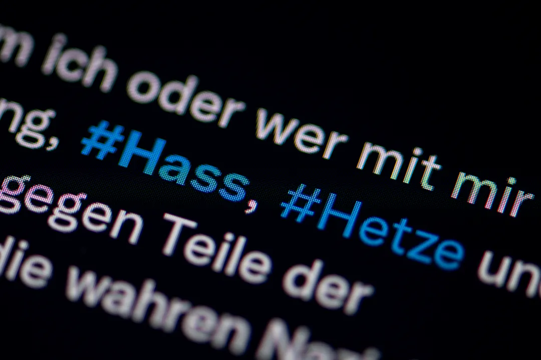 Hass im Netz: FIFA löscht mehr als sieben Millionen Beiträge