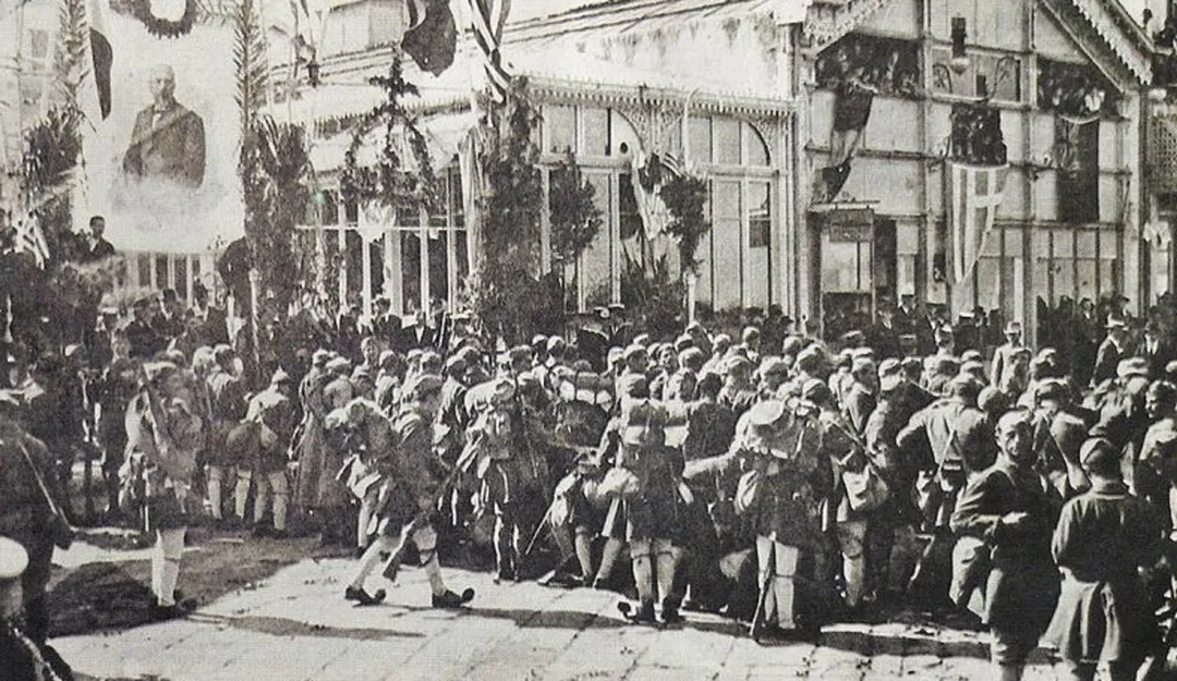 Greek political scientist admits Greek Army massacres in Anatolia urging Athens to recognise crimes