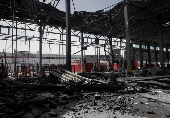 Russian strike kills, wounds dozens in Kharkiv, officials say