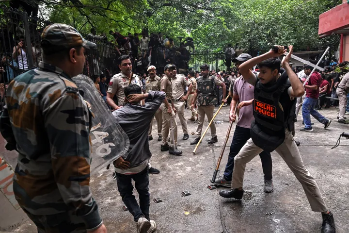 India's Modi faces biggest challenge as thousands of youngsters march despite police beatings