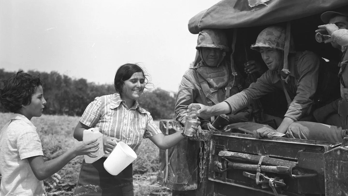 Si ndërhyrja ushtarake e Türkiyes çliroi qipriotët turq në vitin 1974