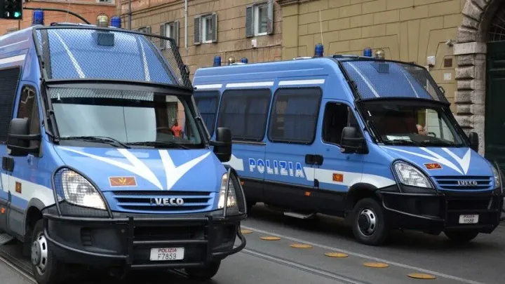 Italija uhapsila više od 500 osoba u velikoj akciji usmjerenoj protiv maloljetničkog kriminala