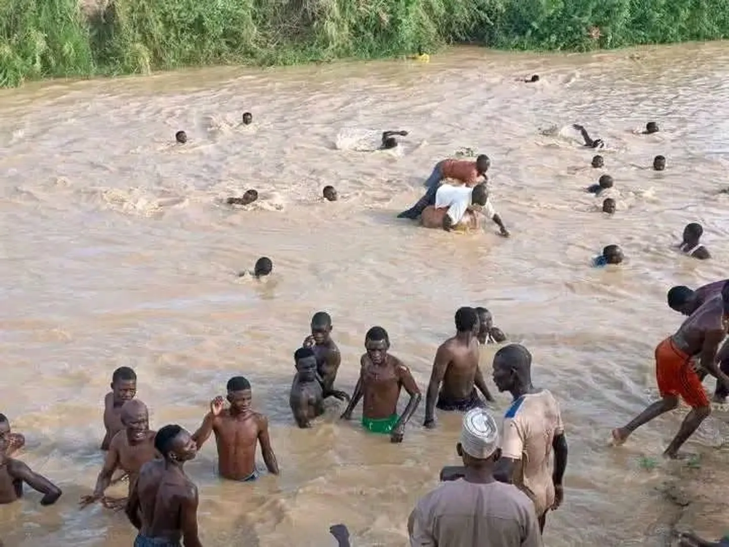 Ana fargabar mutane 40 sun mutu sakamakon kifewar kwale-kwale a jihar Jigawa a ke Nijeriya