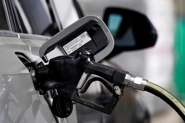 Цена нефти Brent превысила $90 на фоне эскалации между США и Ираном