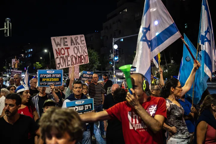 המירוץ לבחירות בישראל מתמקד בבוחרים המתלבטים: שיעור המתלבטים עומד על 14%