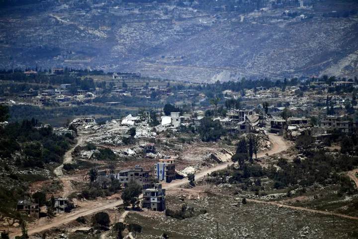 Lebanon army begins taking over southern 'pilot zones': US