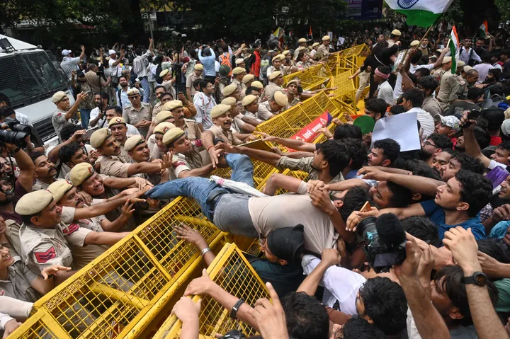 India's 'Cockroach' protest pauses marches after violent police crackdown