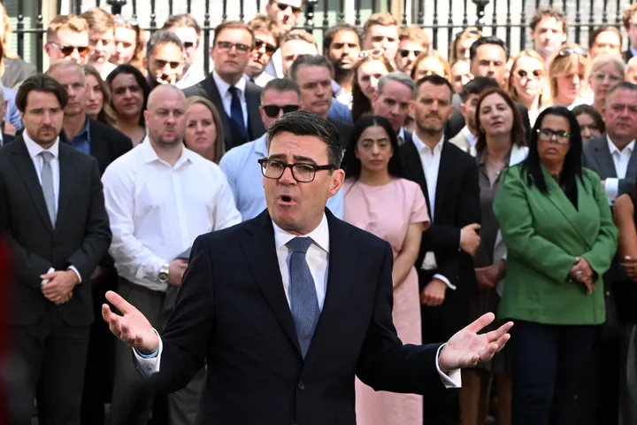 Britischer Premier beruft Kabinett und telefoniert mit Trump