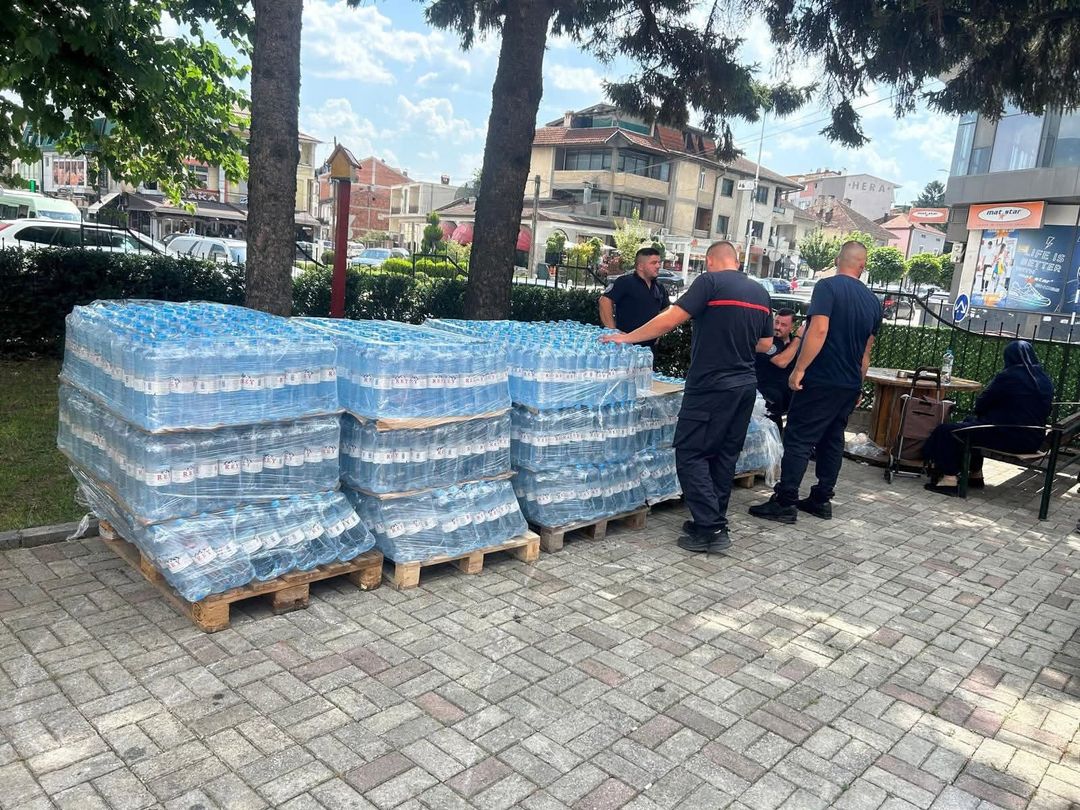 Qeveria e RMV së shpalli gjendje krize 30 ditore në Gostivar për shkak të ndotjes së ujit