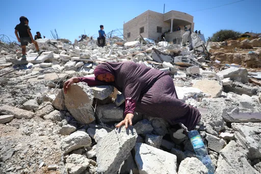 Palestinian woman loses unborn baby in illegal Israeli settlers' attack in occupied West Bank