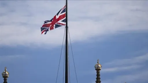 Velika Britanija privremeno povukla diplomatsko osoblje iz Irana zbog sigurnosne situacije