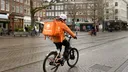 Consumentenbond: Thuisbezorgd misleidt klanten met verborgen kosten en nepkortingen.