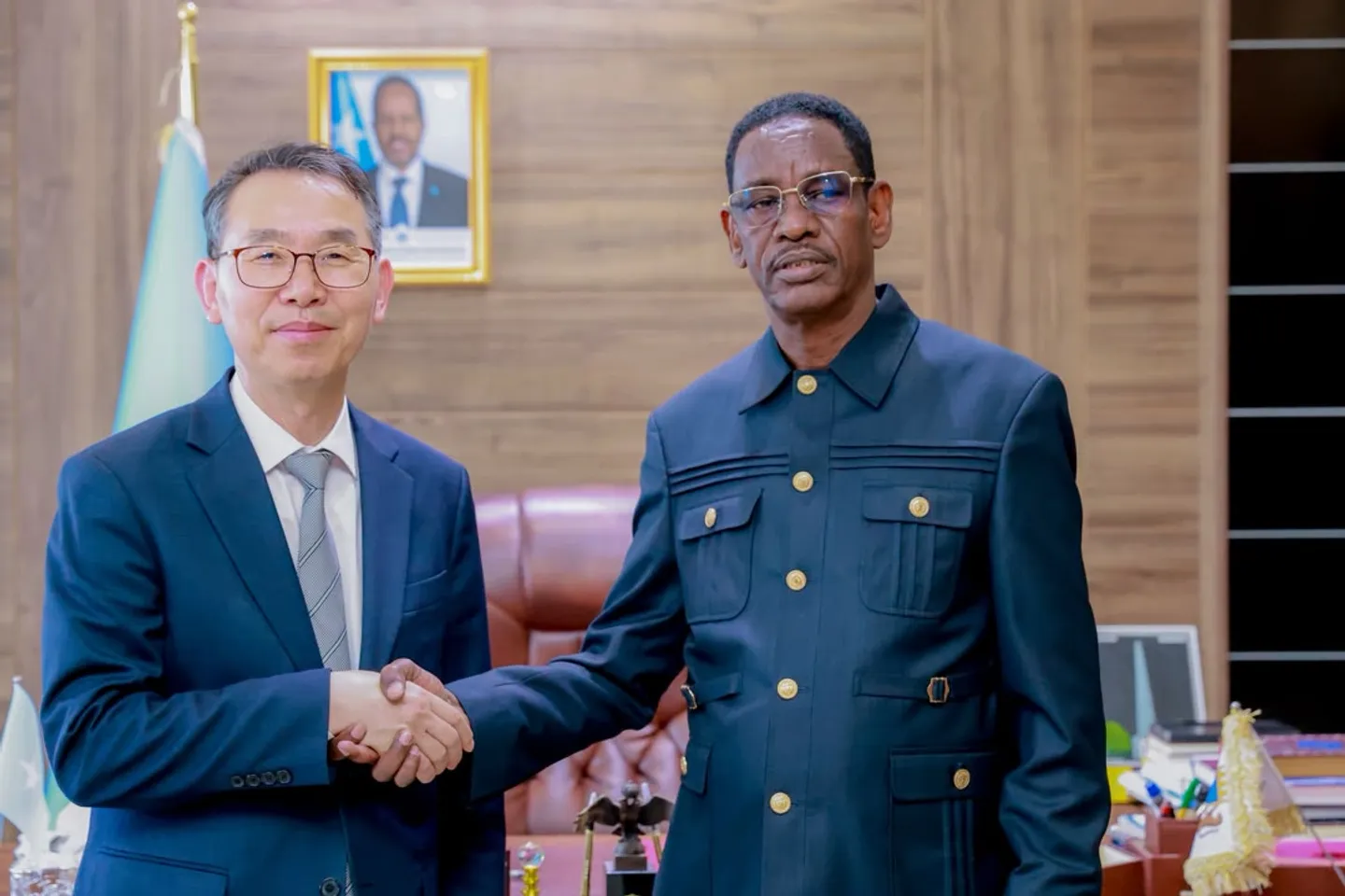 Soomaaliya iyo Kuuriyada Koonfureed oo Ka Wada Hadlay Xoojinta Iskaashiga Amniga