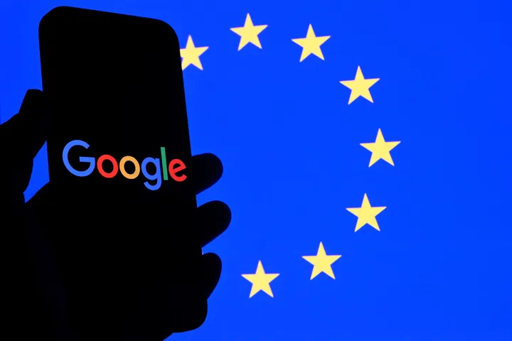 Европейската комисия наложи глоба от 890 милиона евро на Google