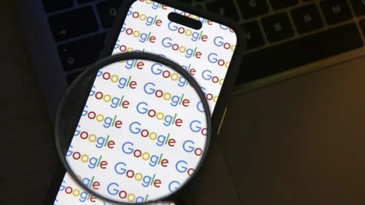 Komisioni Evropian gjobit Google me 1,02 miliard dollarë për shkelje të Aktit për Tregjet Digjitale