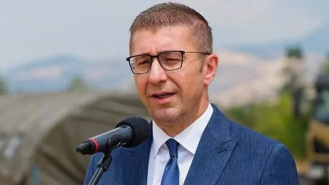 Mickoski  Qeveria do t i kompensojë qytetarët që pësuan dëme nga stuhia në Shkup