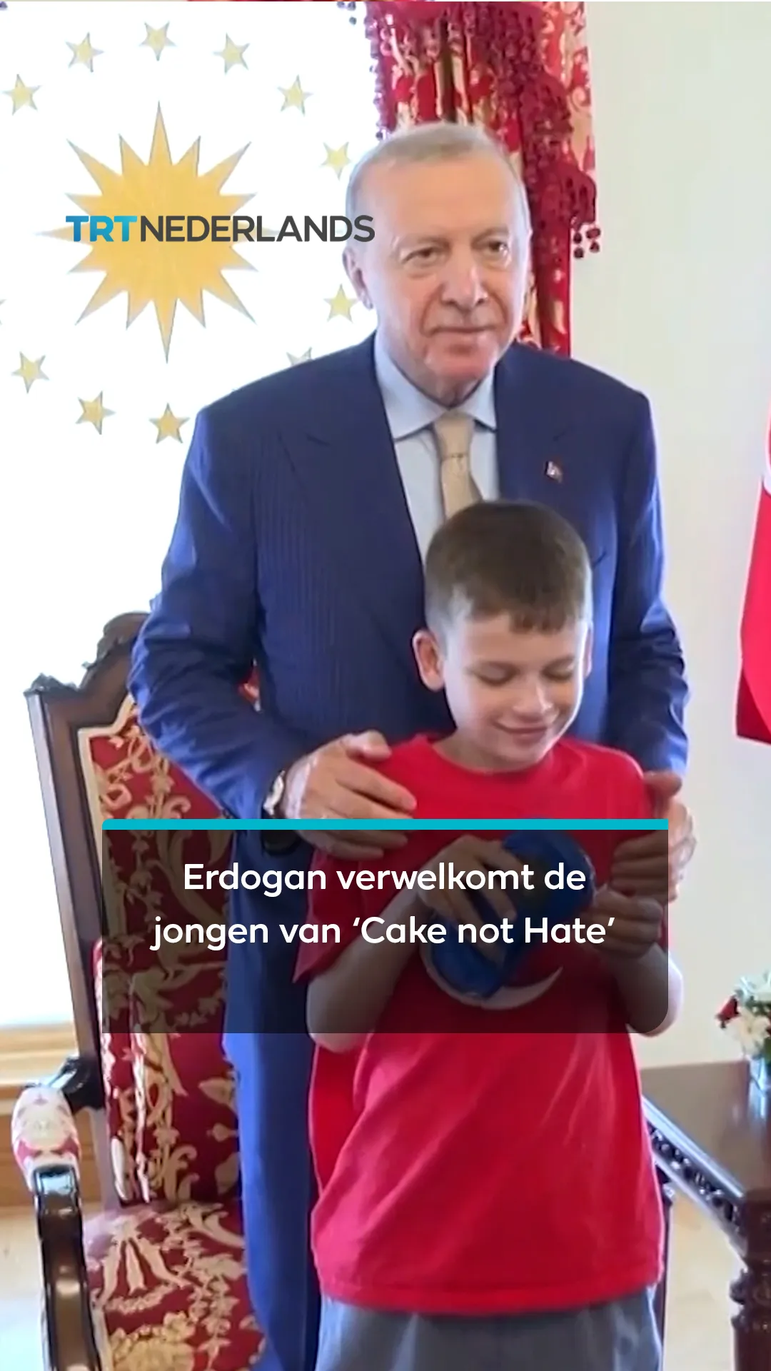 Turkse president verwelkomt jongen achter de ‘Cake not Hate’-campagne