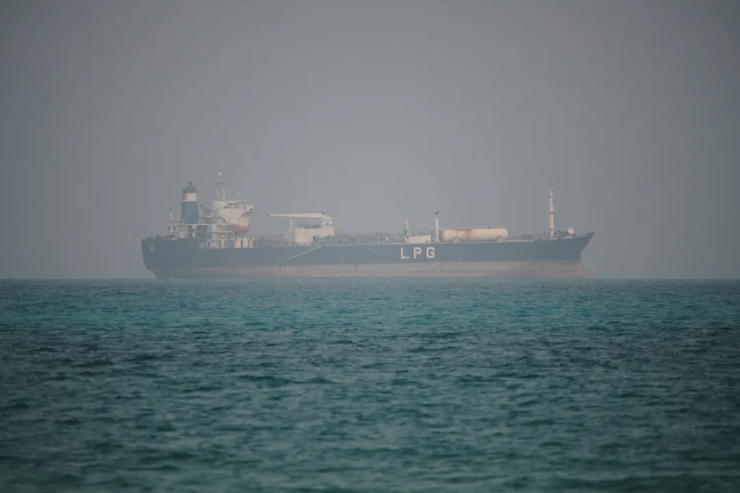 Saudi-arabisches Schiff im Roten Meer beschossen