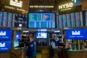 US stocks tumble, oil tops $100 as Mideast conflict escalates
