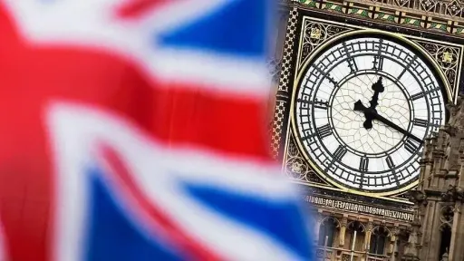 Mbi 120 milionerë britanikë: Na taksoni, jemi krenarë të paguajmë