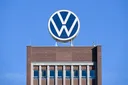 VW-Gewinn bricht um ein Drittel ein